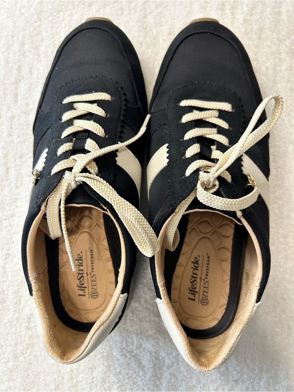 LifeStride BZees Freedom Sneakers 9W Wide Black Cream
